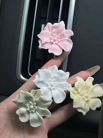 Wysokiej jakości dekoracja kwiatowa do kratki wentylacyjnej klimatyzacji samochodowej, klips do odświeżacza powietrza z motywem lilii, do akcesoriów samochodowych, bezzapachowy – tylko do dekoracji, lekki klips do akcesorium do kratki wentylacyjnej, uroczy prezent na wiosnę i lato, akcesorium samochodowe