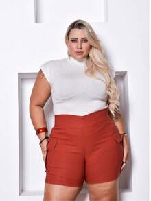 Short Cargo Plus Size Feminino Cintura Alta com Bolsos Laterais