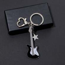 1Pc Men & Women's Guitar Love Heart Keychain - Cool Rock Punk Vintage Pendant | Perfect For Self & Gifts - 黑色 - 查看 2
