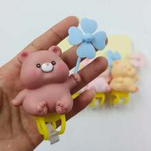 1 pièce Décoration de parc de moulin à vent mignon en PVC, convient pour la décoration de vélo/vélo de montagne, ornement de moulin à vent | Accessoire de guidon/tableau de bord de vélo | Sangle colorée pour une fixation facile, matériau en plastique durable | Applicable pour diverses occasions et festivals - Multicolore - Voir 5