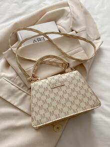 1个女童迷你字母PU翻盖磁扣手提单肩包，可调节肩带，时尚简约百搭手提包，适合秋冬季休闲外出、旅行、购物。 - 彩色 - 查看 4