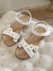 1 双女童钩针镂空装饰凉鞋，舒适设计（注重舒适性，搭配白色钩针镂空装饰），针织+PU材质，透气防滑，低帮魔术贴平底凉鞋，适合日常穿着，适合日常行走、轻度户外探索等场合。 - 米色 - 查看 5