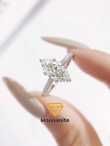 1pc 2 Carat Romantic Brilliant 6-Prong Moissanite & Cubic Zirconia Solitaire Engagement Ring, S925 Sterling Silver Luxury Engagement/Promise/Anniversary Ring, Women's Jewelry Gift, Christmas Gift - 六爪馬眼碎鑽莫桑戒指-2ct - 查看 5