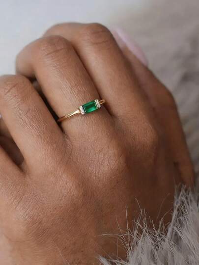 1枚时尚长方形切割诞生石戒指，简约设计可叠戴戒指，适合日常佩戴、派对和周年纪念日（不含包装盒）