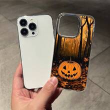 Calabaza sonriente en un bosque otoñal oscuroFunda de teléfono magnética Funda para teléfono con escena de naturaleza encantada. El regalo perfecto para cualquier ocasión. Compatible con fundas , - Succión magnética transparente - Ver 6