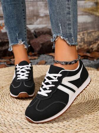 Plus Size Women's Fashion Sneakers, Black Color-Block Lace-Up Casual Flat Comfortable Sports Shoes, Suitable For School/Students