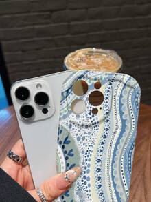 Diseño artístico y encantador con ondas y patrones abstractos azules. Esta elegante funda es compatible con iPhone 17, 16, 15, 14 Pro Max, 13, 12, 11, XR y XS Plus. Fabricada en silicona TPU, ofrece protección contra golpes y caídas, además de una sensación superior. Es un regalo ideal para familiares, amigos y seres queridos, y una opción perfecta para Año Nuevo. - Blanco - Ver 4