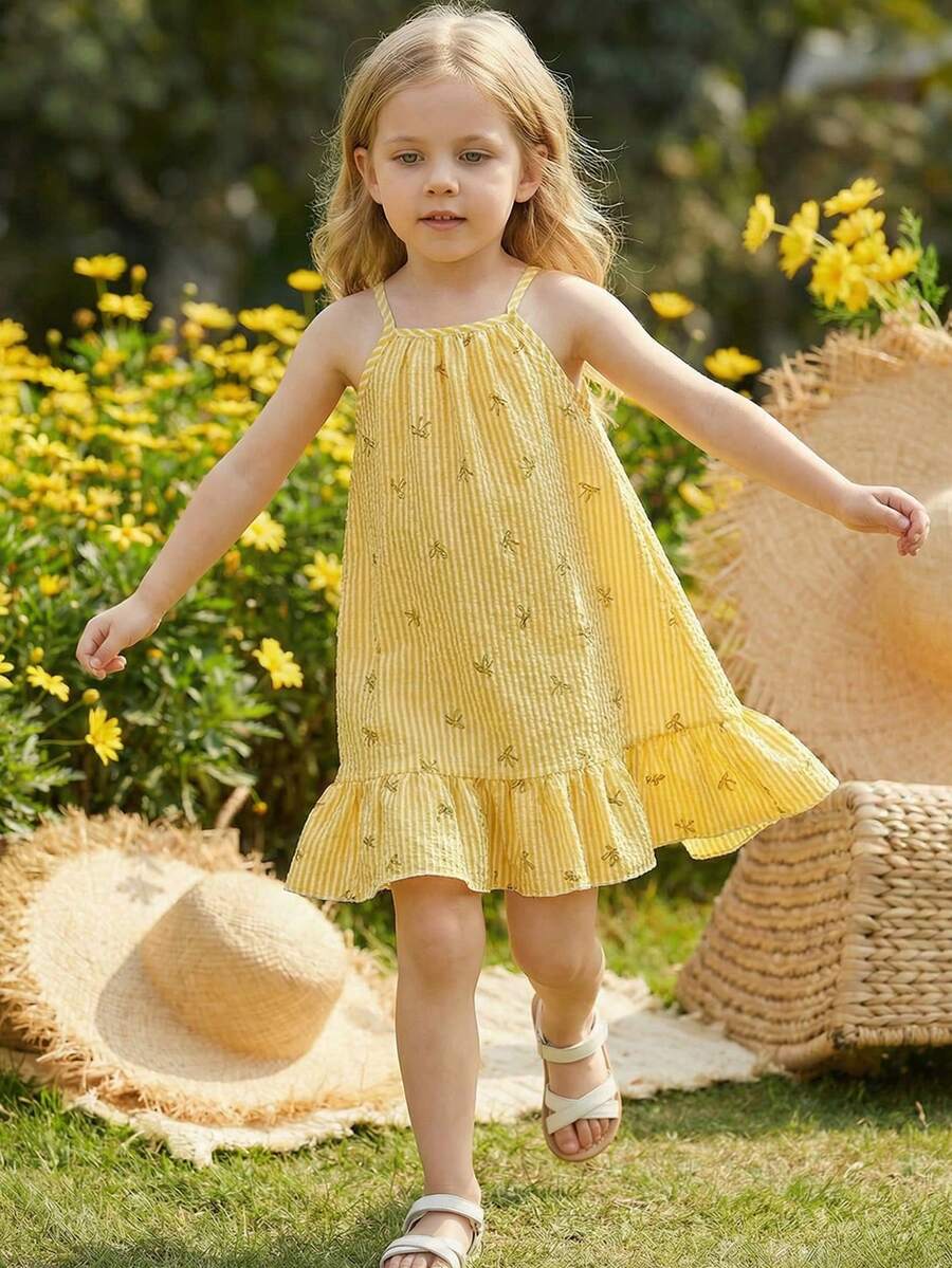 女童吊带连衣裙，可爱度假风舒适百搭公主裙，饰有蝴蝶结和花朵印花，荷叶边下摆，简约女童服装，夏季