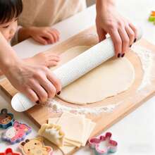 2件套烘焙垫和擀面杖套装，包含不粘浮点纹理塑料擀面杖和EVA烘焙垫 - 家用厨房必备烘焙工具，适用于制作饺子、披萨、糕点、面包、面条、饼干等。多功能厨房工具，厨房配件，面团擀面杖，优质擀面杖，揉面工具，厨房烘焙工具 - - - 查看 2