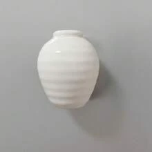Imán de nevera con jarrón cerámico compacto, jarrón decorativo de porcelana blanca, regalo perfecto para la decoración del hogar y la habitación, recuerdo ideal para amigos y familiares, decoración de nevera - Blanco - Ver 15