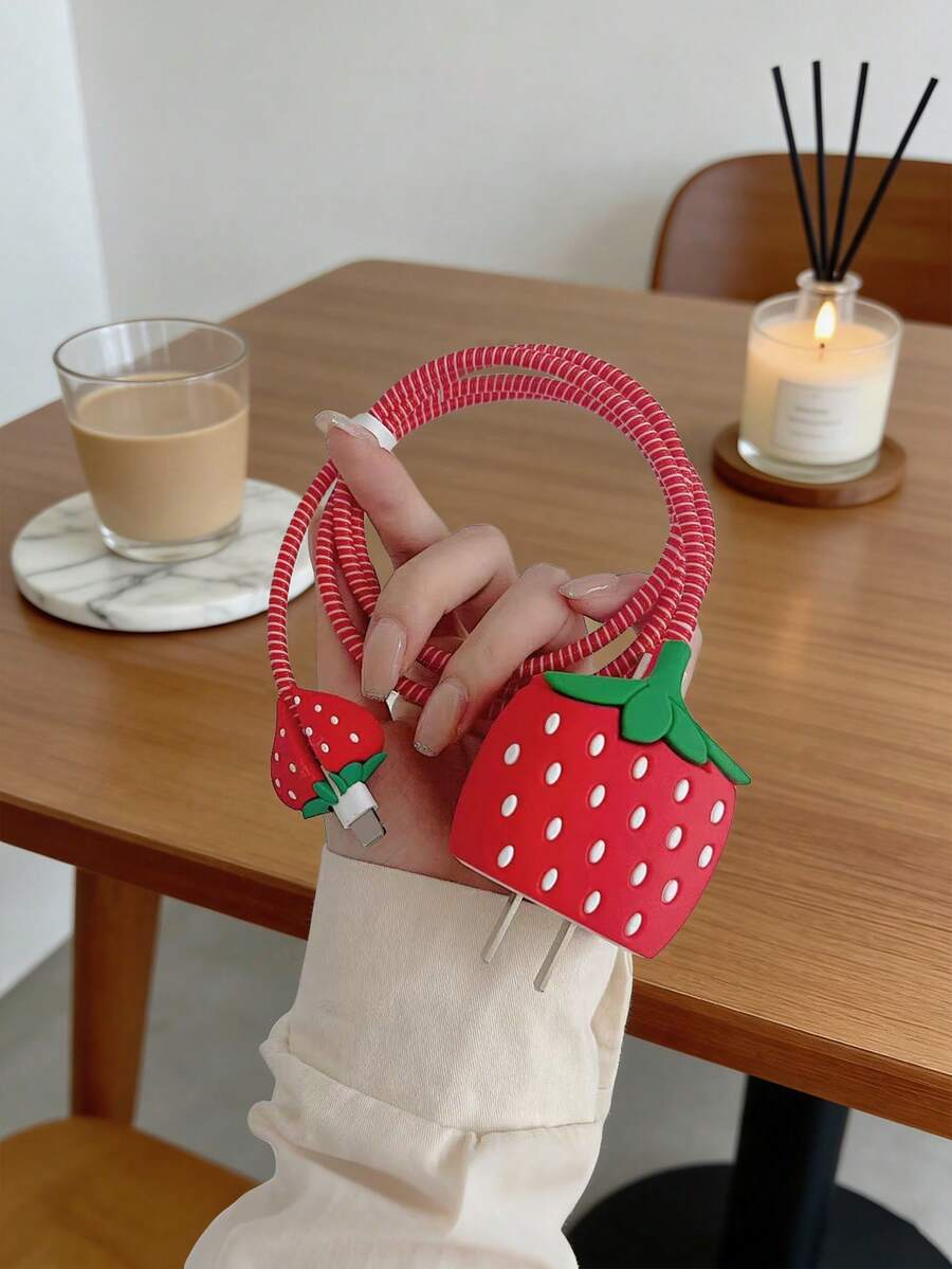 Bộ 4 ốp bảo vệ cáp sạc hình dâu tây và táo hoạt hình dễ thương, tương thích với iPhone 18/20W - Bảo vệ cáp và phích cắm, chống trầy xước và va chạm. - Đỏ - Xem 1