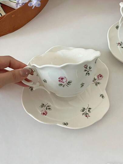 200ml French Retro Embossed Floral Rose Ceramic Coffee Cup & Saucer Set, Latte Art Cup, High-Quality Vintage Style Gift
