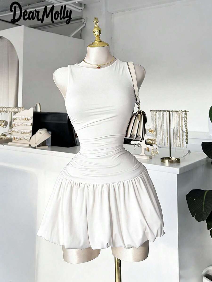 Đầm ngắn màu đỏ không tay cổ tròn thanh lịch dành cho nữ của DEAR MOLLY, thích hợp để mặc ngoài như váy dạ hội, hoàn hảo cho các buổi đi chơi, tiệc tùng, hẹn hò. Màu trắng mùa xuân. - trắng - Xem 1