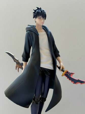 Anime Figure Collectible Figurine Of Shun/Bel/Rigris From "I Alone ", Suitable For Car/Desk/Home Decor, Made Of PVC Material, Can Be Used As Statue Or Fan Gift/Collection, Also Suitable As PC Case Decoration