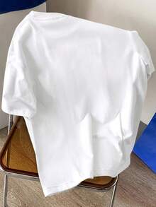 180克/平方米微弹圆领男士休闲T恤，涤纶针织面料，略带弹性，夏季上衣，适合日常穿着、海滩度假、户外活动，成熟版型，印有小熊图案和“善待他人”标语。 - 白色 - 查看 2