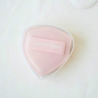 Charlotte Tilbury Heart Shaped Makeup Sponge, Fluffy, Powder Puff, Foundation Sponge, Soft Blending, Makeup Tool, Powder Puff, Heart Shaped, Soft Sponge, Foundation Makeup Blender, Non-Absorbing, Makeup Tool, Made Of Polyurethane