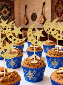 12个闪亮伊斯兰月亮星星纸杯蛋糕装饰插牌 - 闪耀的蛋糕装饰，适用于斋月、开斋节、生日和派对庆祝活动 | 耐用的节日用品，适用于开斋饭、家庭聚会和活动策划 - 彩色 - 查看 9