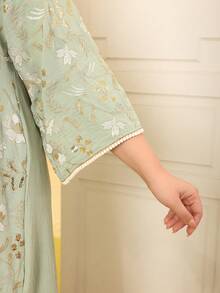 2026 New Style Ramadan Traditional Elegant Floral Embroidered Beaded V-Neck Dress With Tassel Trim For Women - Green - View 4