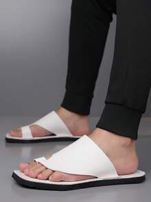 Men's White Microfiber Leather Flip Flop Sandals, Minimalist Retro Beach Vacation Shoes, Non-Slip Breathable, Sizes 39-48 - White - View 4