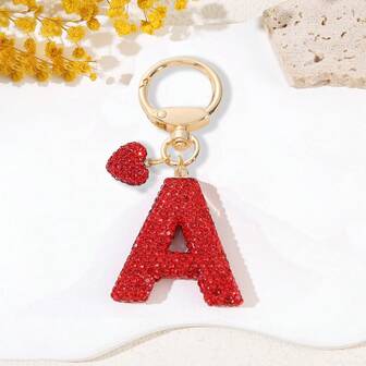 1 pieza Llavero con letra de cristal de imitación rojo brillante y colgante con inicial de corazón, accesorio de moda adecuado para mujeres, parejas, regalo del Día de San Valentín, accesorio para bolso/coche