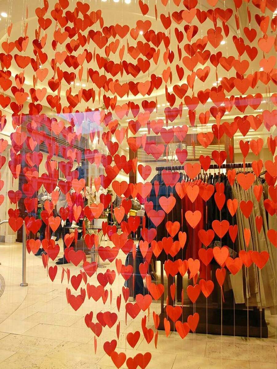 500cm/300cm Red Heart Shaped Hanging Decoration For Valentine's Day, 118.11 Inch Red Heart Flag Garland, Girlfriend's Festival Hanging Ribbon Banner, Night Party Background Decor, Bridal Wedding Anniversary Bride Gift Birthday Decoration - Multicolor - View 1
