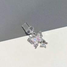手机充电口防尘塞 Type-C 接口 苹果防尘塞 蝴蝶造型 多功能 简约 这是一款以蝴蝶为原型设计的手机防尘塞配件，造型精致闪亮，充满浪漫气息。适合作为母亲节、节日、生日、生日礼物送给母亲、家人、朋友、孩子，也是手机配件和挂饰的理想之选。 - Pink Butterfly - 查看 2