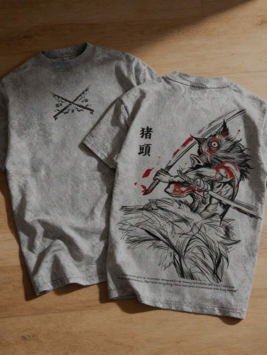 Retro-Style Comic/Anime T-Shirts, Featuring A Battle-Damaged Dual-Wielding Swordsman Design, Make Excellent Gifts For Anime And Manga Lovers. These Men's Washed Cotton T-Shirts Blend Gothic And Y2K Styles, Perfect For Otaku And  Streetwear. - 灰色 - 查看 1