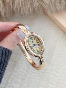 1件金色手镯式女士石英表，罗马数字刻度，精致简约，适合日常佩戴，也可作为生日/毕业礼物或派对礼物。 - 金色 - 查看 7