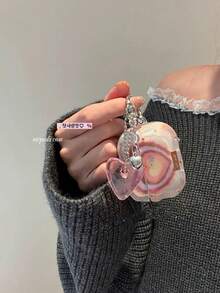 Mặt dây chuyền hình gấu kẻ caro phối màu tương phản phong cách Ins, tương thích với ốp bảo vệ 4, New Pro 2, ốp bảo vệ thế hệ thứ 2 của Apple, ốp bảo vệ tai nghe, ốp tai nghe 3 ngăn, ốp mềm bao phủ toàn diện. - Nhiều màu - Xem 4
