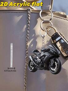 2D Piatto - Portachiavi in acrilico colorato e cool di una moto nera - Moschettone, perfettamente adatto per chiavi di auto, zaini, borse a mano, ciondoli per borse, accessori per auto, decorazione per confezioni | Design divertente | Materiale acrilico, può essere usato come decorazione per portafogli, accessori per telefoni, regali per vacanze, compleanni, San Valentino, matrimoni, damigelle, souvenir, regali per il Ramadan - Multicolore - Visualizzare 7