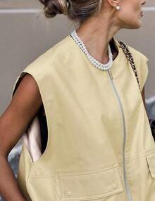 Women's Oversized Zip Up Cargo Vest Casual Ruched Hem Sleeveless Jackets Vest Top With Pockets - 淺黃色 - 查看 2