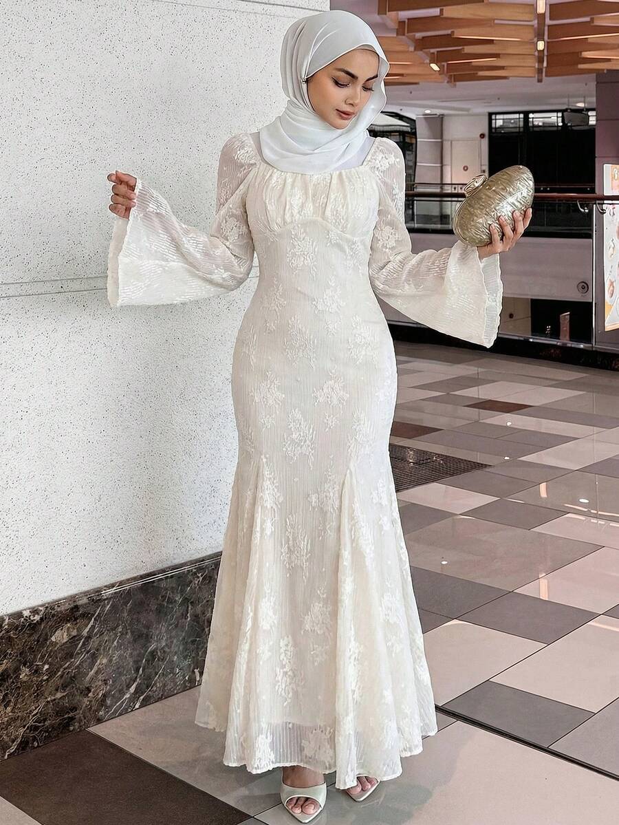 DAZY 优雅束腰纯色圆领长袖连衣裙，荷叶边设计，适合秋季、舞会或作为长款连衣裙穿着。 - 米色 - 查看 1