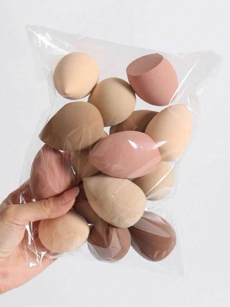 Large Size Dry & Wet Dual-Use Makeup Sponge Puff, Random Styles, Suitable For Makeup Application And Concealing, Convenient To Carry, Great For Christmas Gifts To Friends - Multicolor - View 1