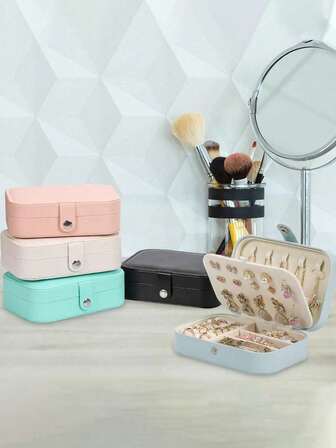 1个多层旅行首饰收纳盒，大容量首饰整理盒，PU皮革防水首饰盒，桌面收纳盒，首饰架，多功能项链展示架，戒指盒，香水收纳盒，防水首饰架，可拆卸首饰盒，化妆品收纳盒，伴娘礼物，生日礼物，毕业礼物，婚礼装饰，卧室装饰，桌面装饰，送给她的礼物，卧室装饰