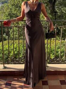 Vestido largo elegante de satén liso con cuello en V sin mangas y cintura con detalle de nudo - Café integral - Ver 3