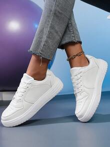 Women's Skate Shoes, White Leather Low-Top Sneakers With Chunky Sole & Gold Ankle Chain, Casual Street Style Shoes For Daily Wear, Comfortable Fashion Gift For Her​ - White - View 3