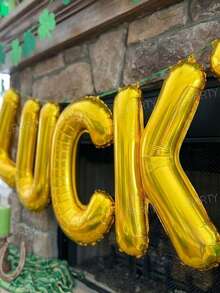 Bộ 58 bóng bay trang trí tiệc Ngày Thánh Patrick, được làm từ các bóng bay màu đỏ, cam, vàng, xanh dương, xanh lá cây, tím để tạo hình cầu vồng, bóng bay cao su đen 18 inch và que cắm bóng bay kim loại vàng để tạo hình "chậu vàng" và "đồng xu vàng", bóng bay chữ "LUCKY" bằng giấy bạc vàng 16 inch, bóng bay cao su cầu vồng rực rỡ thêm màu sắc lễ hội, thích hợp cho quán bar, tiệc tùng, diễu hành. - Xem 10