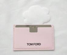 Tom Ford 粉色带镜卡包，Y2K时尚，双面镜设计，云朵装饰浮雕字母细节，便携式卡包，适合送礼、通勤，四季皆宜 - 粉色 - 查看 2