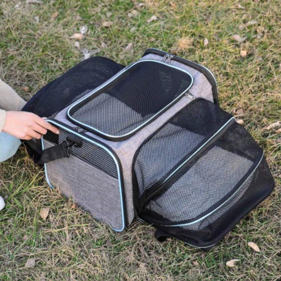 Expandable Pet Carrier - Soft-Sided Cat Carrier For Medium Cats And Small Dogs, Pet Carrier Bag - Multicolor - View 1
