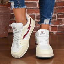 复古透气休闲女鞋，2025春夏新款经典白色平底鞋，舒适系带运动鞋 - 米色 - 查看 4