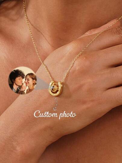 Customized Horseshoe-Shaped Photo Projection Necklace, Can Customize Photo Pendant, Simple Pet Memorial Jewelry Necklace, Suitable For Anniversary, Valentine's Day, Autumn Fashion, Retro, Unisex, Minimalist, Casual, Gothic, Punk Customization, Personalized, Unique, Suitable For Anniversary, Valentine's Day, Mother's Day, Birthday, Graduation, Father's Day, Wedding, Daily Wear, Party, Prom
