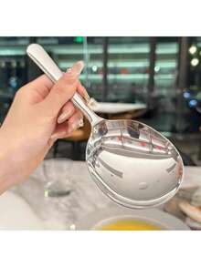 1个带沥水孔和耐热手柄的不锈钢汤勺，厨房日常用品，适合盛汤和米饭。 - 彩色 - 查看 6