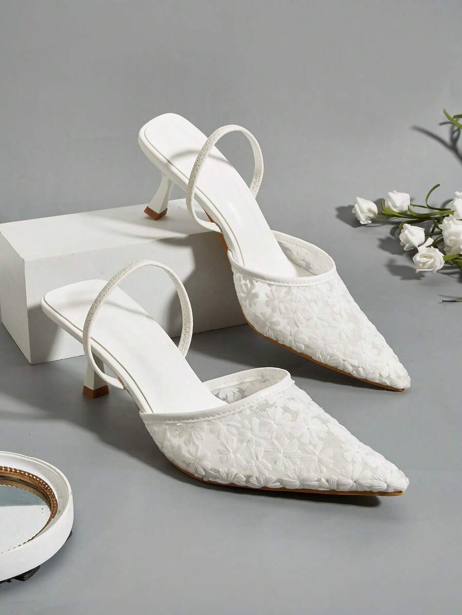 尖头网纱印花踝带细高跟鞋，适合婚礼和派对，猫跟鞋 - 白色 - 查看 1