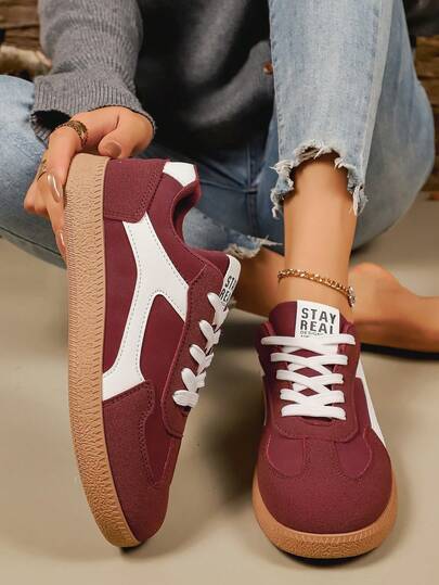 2025 New Retro Color Block Casual Flat Comfortable Breathable Soft College Commute Leisure Sports Outdoor Sneakers