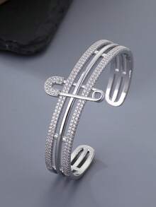 一套时尚优雅的立方氧化锆女士手链戒指套装，针形首饰，镀金手链，镀银手链，双色可选，手部饰品，适合日常佩戴，理想礼物，斋月配送 - 別針 - 查看 9