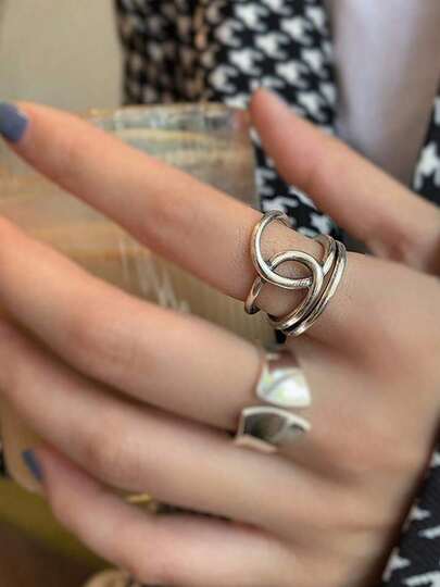 1pc Vintage Asymmetrical Multi-Layer Criss-Cross Knot Thumb Ring, Thick Adjustable Ring, Rugged Bohemian Elegant Ring, Women's Jewelry For All Seasons, Daily Wear Ladies Gift