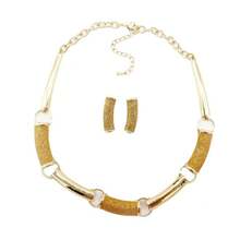 Collar de aleación de oro para mujeres, estilo simple, joyería exagerada de estilo europeo y americano, clips para las orejas, aretes, comercio transfronterizo - Oro más oro rosa - Ver 5