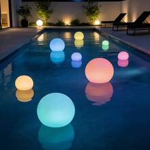1 pièce Boule lumineuse LED à 16 couleurs changeantes, rechargeable par USB, avec télécommande, variateur, pour décoration d'extérieur, jardin, pelouse, piscine, camping, chambre à coucher - Flotteur lumineux rond pour l'eau - Voir 10