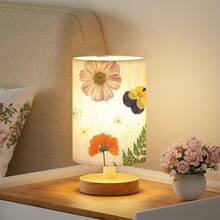 Bright Flowers Patterns Desk Lamp LED Bulb Included(Three Lighting Settings), Small Bedside Table Lamp - Classic Wood Base With Flaxen Fabric Shade, Lamps For Night Stands, Simple Nightstand Light For Bedroom, Office, Desk - Nhiều màu - Xem 11