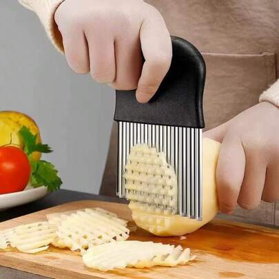OBOVAY Multi-Functional Wavy Slicer Suitable For Potatoes, Onions, Vegetables, Waffle Fries And Salads - Kitchen Gadget. Potato Curly Cutter - Manual Vegetable Slicer For Making French Fries, Potato Chips, Etc. - Ideal For Camping, Outdoor Kitchen And Parties, Kitchen Supplies, Stainless Steel Wavy Blade Potato Knife, Potato Wavy Knife, Household Vegetable Cutting Tool, Exquisite Slicer, Vegetable Slicing Art Composite Slicer, Potato Net Cutting Tool